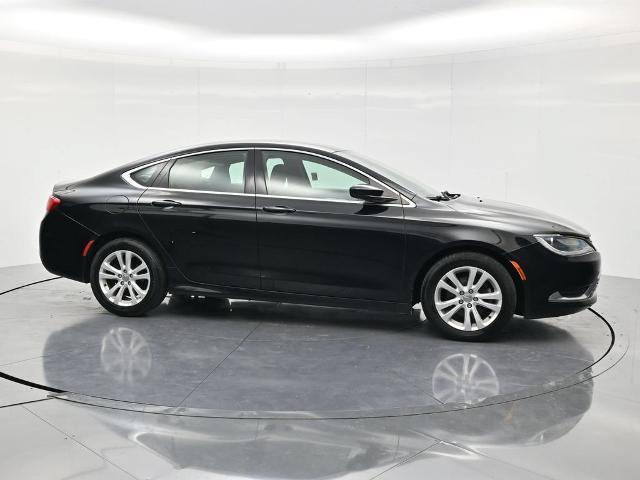 2015 Chrysler 200 - $8,648