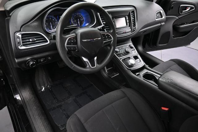 2015 Chrysler 200 - $8,648