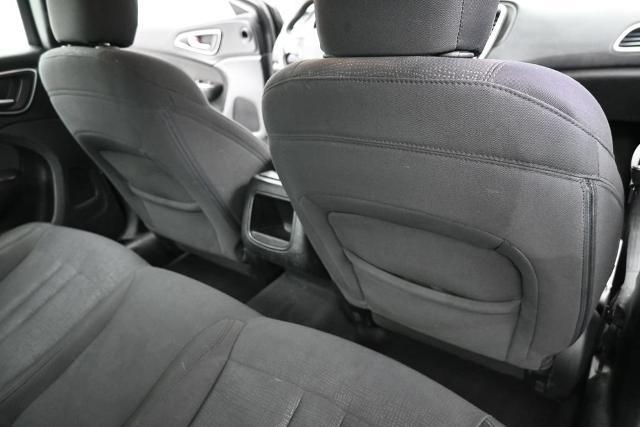 2015 Chrysler 200 - $8,648