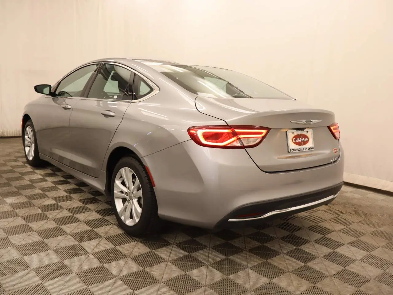 2015 Chrysler 200 - $8,724