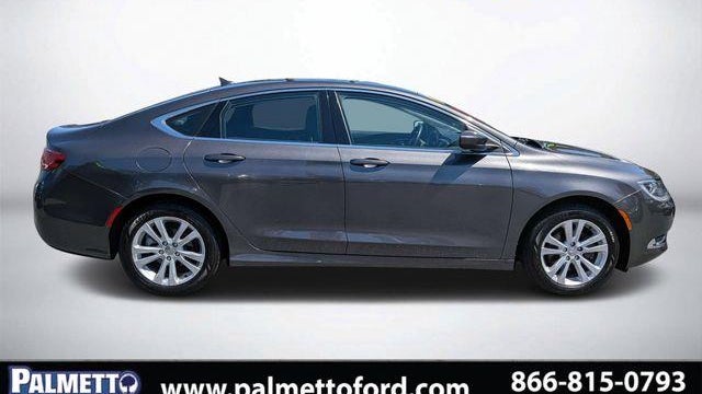 2016 Chrysler 200 Limited Platinum