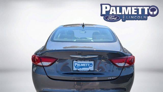 2016 Chrysler 200 Limited Platinum
