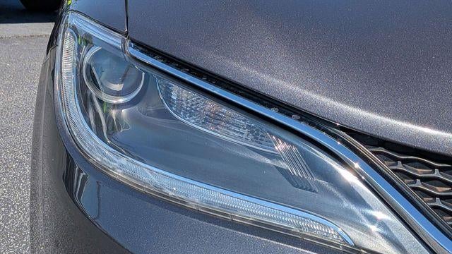 2016 Chrysler 200 Limited Platinum