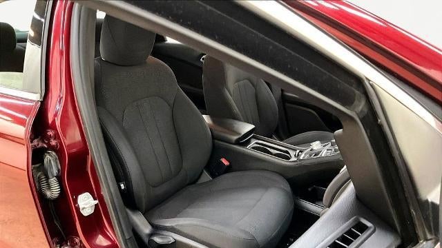 2016 Chrysler 200 Limited Platinum