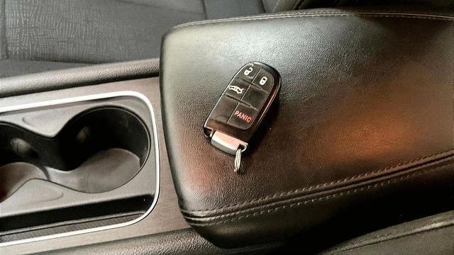 2016 Chrysler 200 Limited Platinum