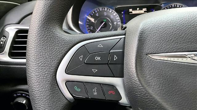2016 Chrysler 200 Limited Platinum