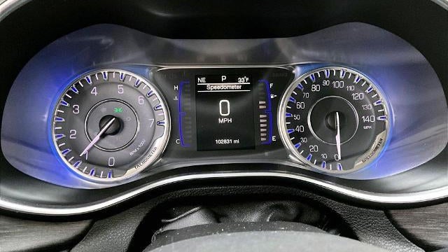2016 Chrysler 200 Limited Platinum
