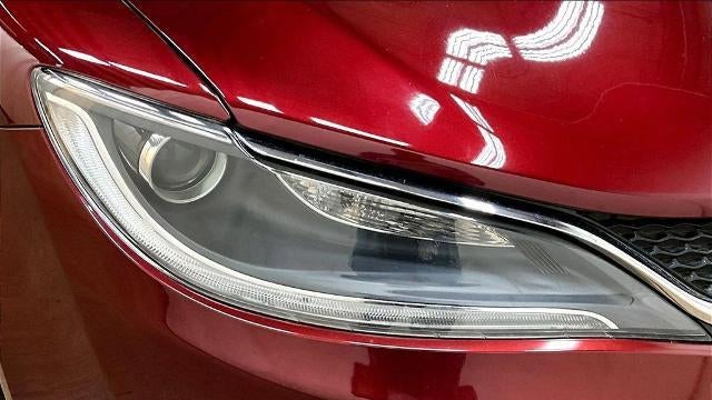 2016 Chrysler 200 Limited Platinum
