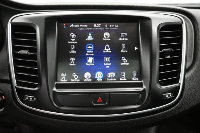 2016 Chrysler 200 - $10,488