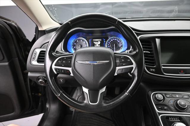 2016 Chrysler 200 - $10,488