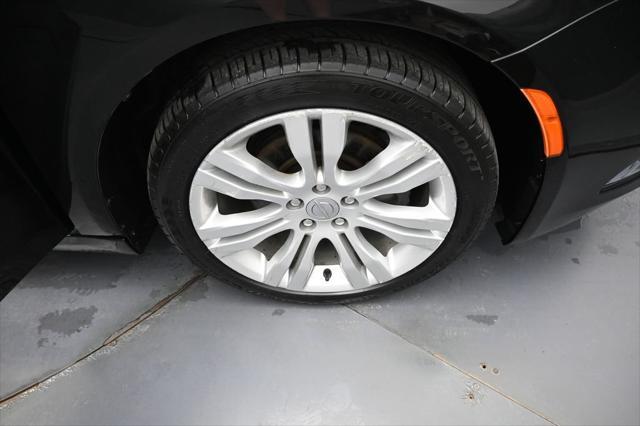 2016 Chrysler 200 - $10,488