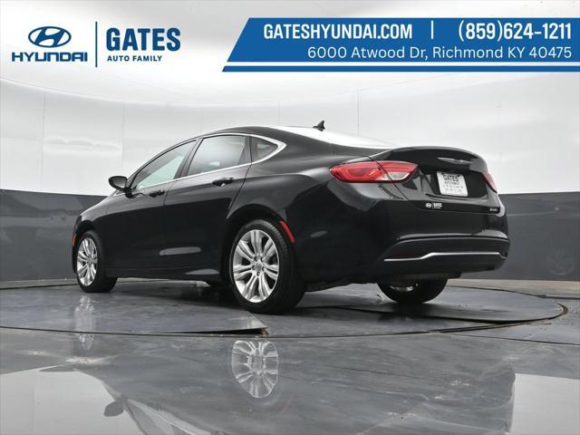 2016 Chrysler 200 - $10,488