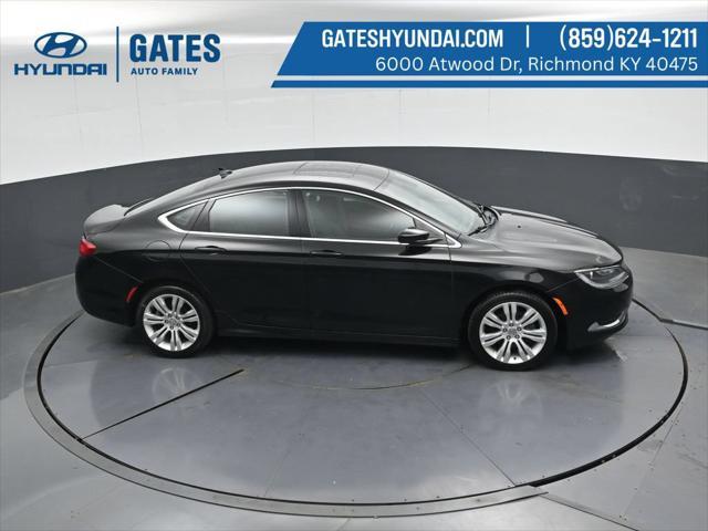 2016 Chrysler 200 - $10,488