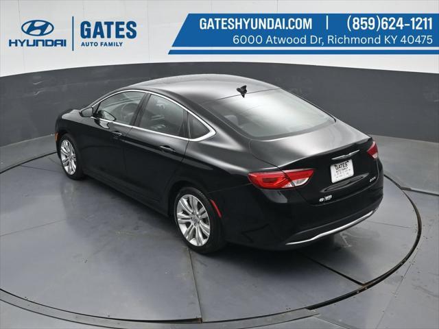 2016 Chrysler 200 - $10,488