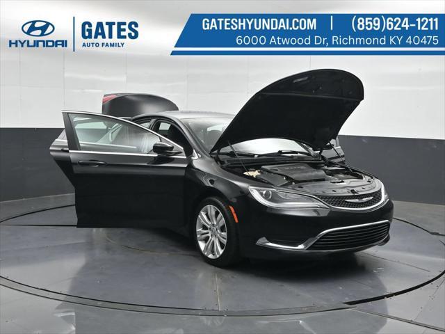 2016 Chrysler 200 - $10,488