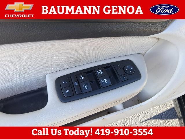 2015 Chrysler 200 - $6,313