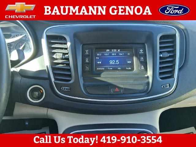 2015 Chrysler 200 - $6,313