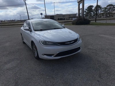 2015 Chrysler 200 Limited 4DR Sedan