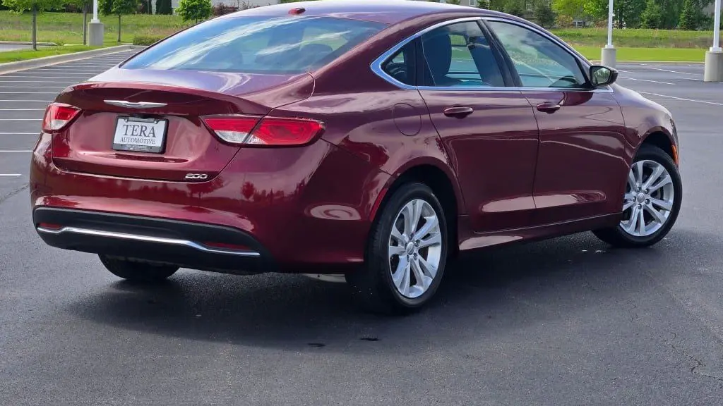 2015 Chrysler 200 Limited