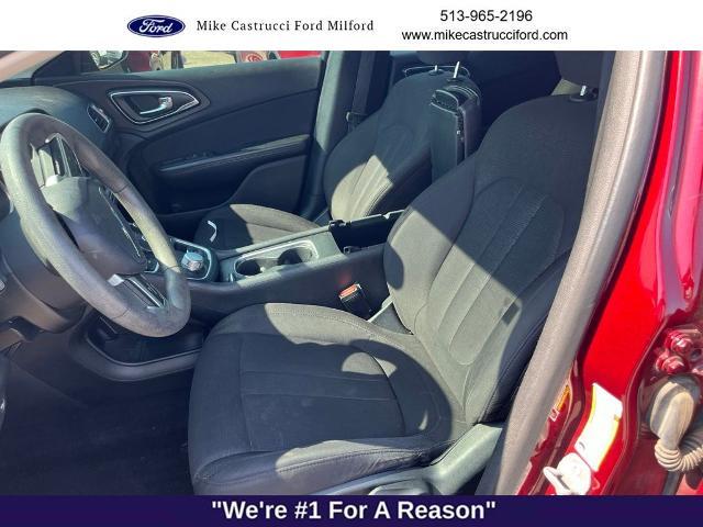 2015 Chrysler 200 - $6,575