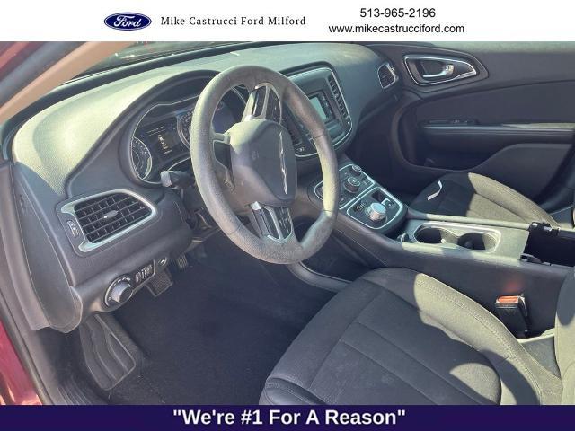 2015 Chrysler 200 - $6,575