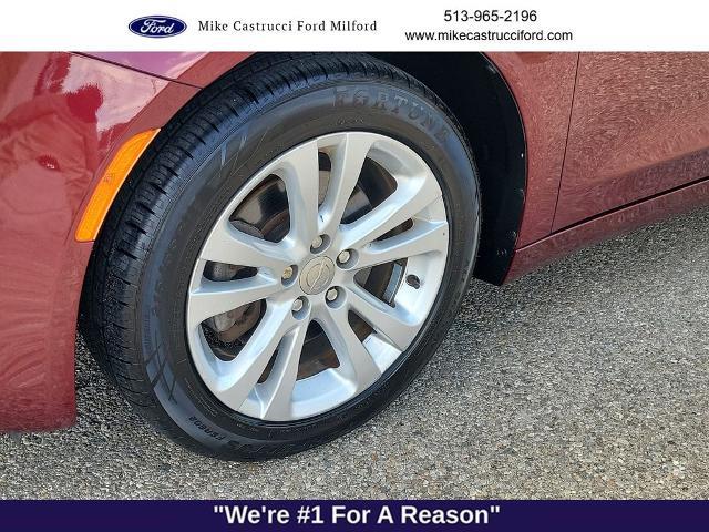 2015 Chrysler 200 - $5,975