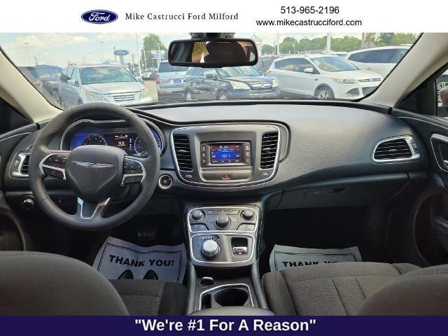 2015 Chrysler 200 - $4,975