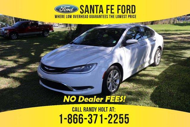 2017 Chrysler 200 - $7,581