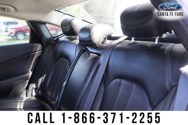 2017 Chrysler 200 - $7,581