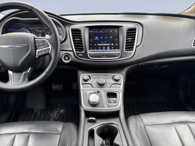 2017 Chrysler 200 - $14,000
