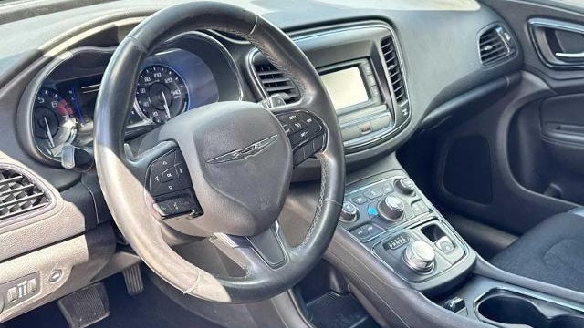 2016 Chrysler 200 S