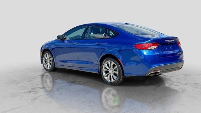 2016 Chrysler 200 S