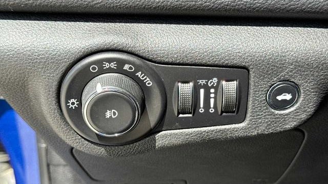 2016 Chrysler 200 S