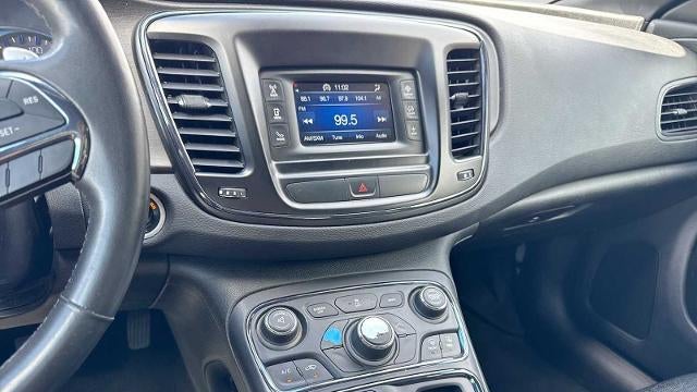 2016 Chrysler 200 S