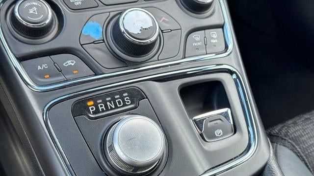 2016 Chrysler 200 S