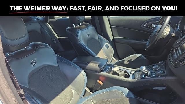 2015 Chrysler 200 S