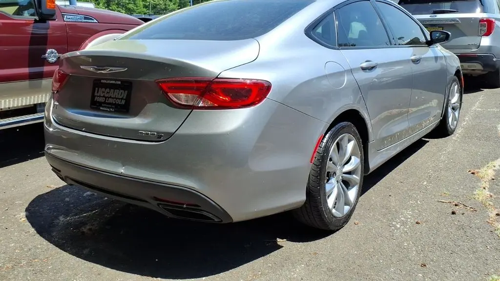 2015 Chrysler 200 S