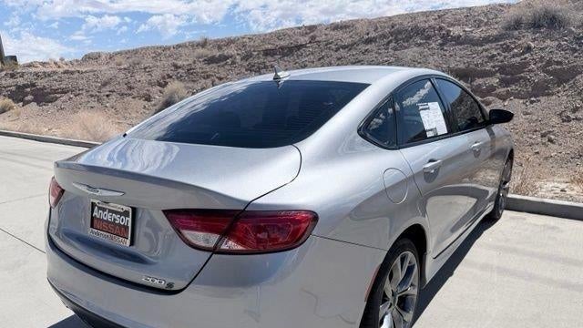 2015 Chrysler 200 S