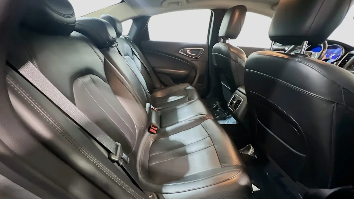 2015 Chrysler 200 C