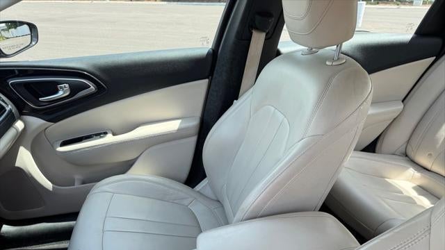 2015 Chrysler 200 C
