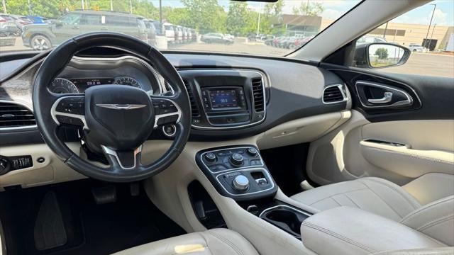 2015 Chrysler 200 C