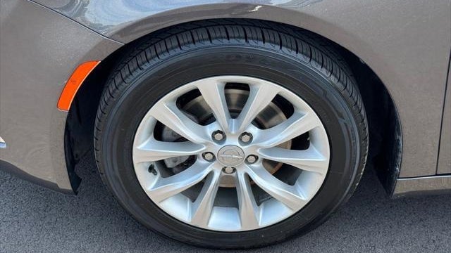 2015 Chrysler 200 C