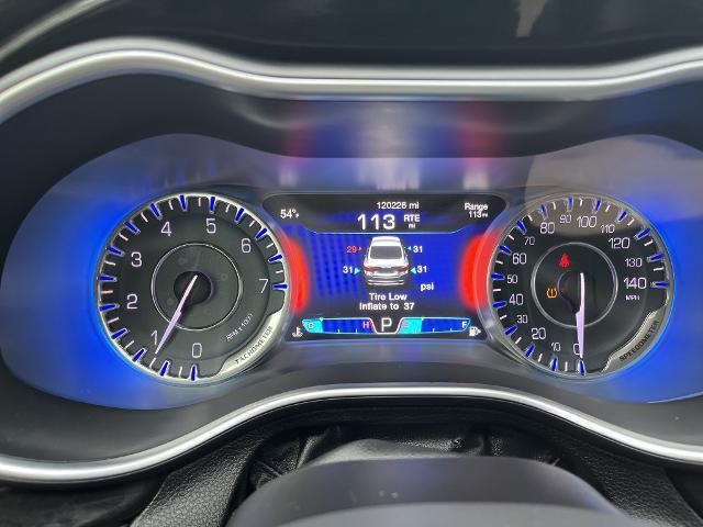 2015 Chrysler 200 - $10,389