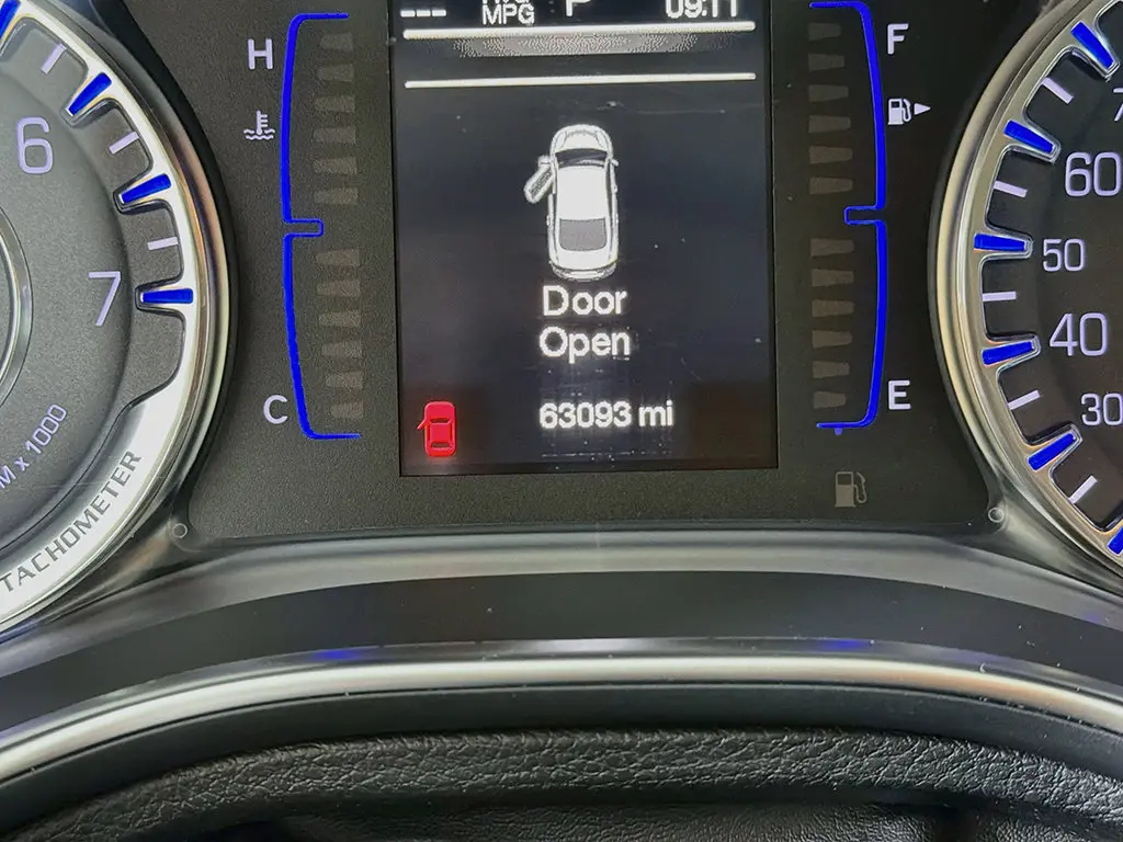 2015 Chrysler 200 - $9,849