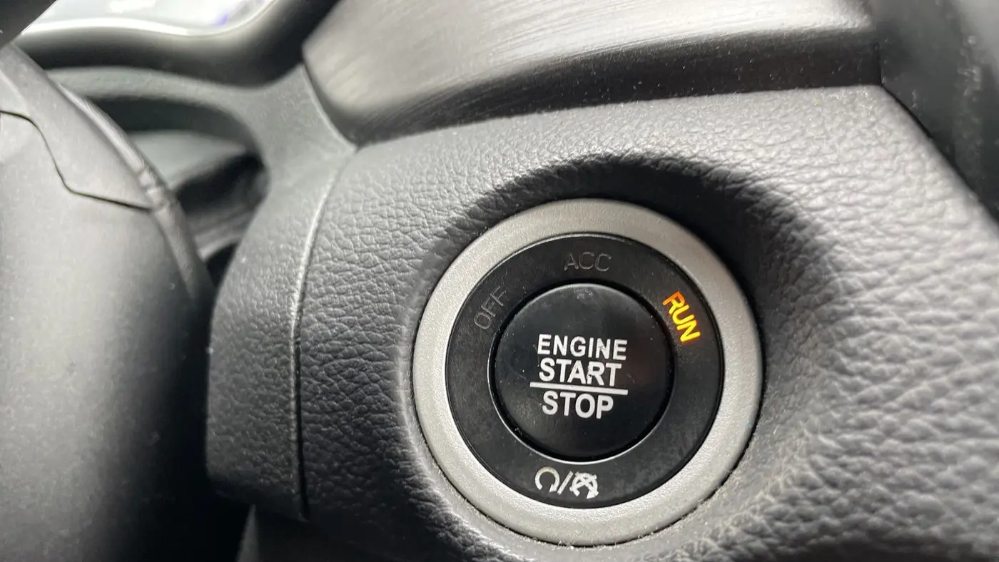2017 Chrysler 200 LX