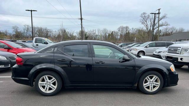 2013 Dodge Avenger SE