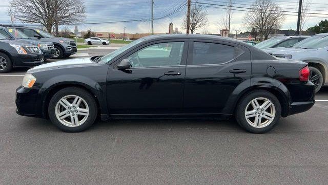 2013 Dodge Avenger SE