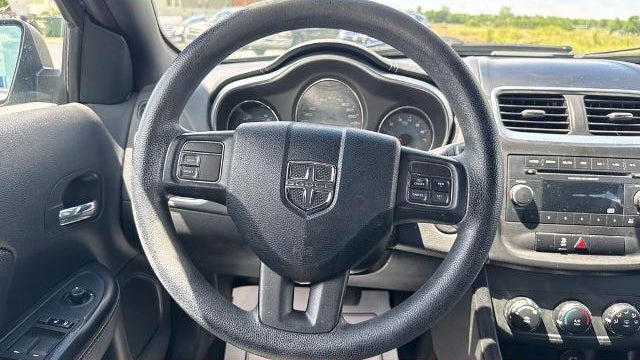 2012 Dodge Avenger SE