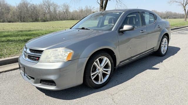 2013 Dodge Avenger SE
