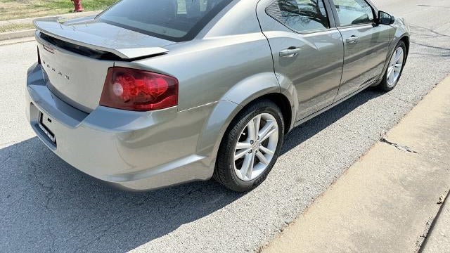 2013 Dodge Avenger SE